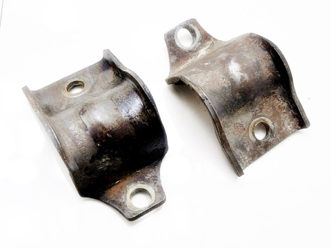 MOCOWANIE STABILIZATORA FORD FOCUS MK1 KOMBI MOCOWANIE STABILIZATORA FORD FOCUS MK1 KOMBI