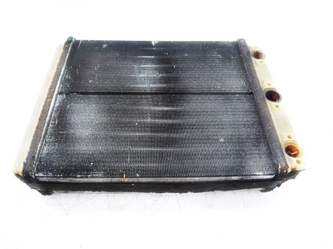 NAGRZEWNICA WODY MERCEDES W124 E260 2.6 NAGRZEWNICA WODY MERCEDES W124 E260 2.6