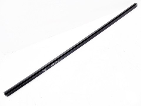 PARAPET DRZWI PRZESUWNYCH CHRYSLER VOYAGER III PARAPET DRZWI PRZESUWNYCH CHRYSLER VOYAGER III