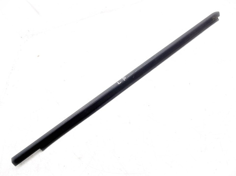 PARAPET USZCZELKA DRZWI LEWY PRZÓD MERCEDES W202 PARAPET USZCZELKA DRZWI LEWY PRZÓD MERCEDES W202