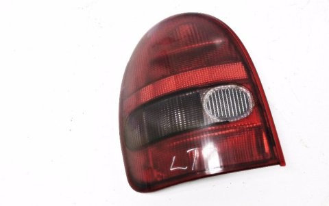 LAMPA LEWY TYŁ OPEL CORSA B 3D 1.0 LAMPA LEWY TYŁ OPEL CORSA B 3D 1.0