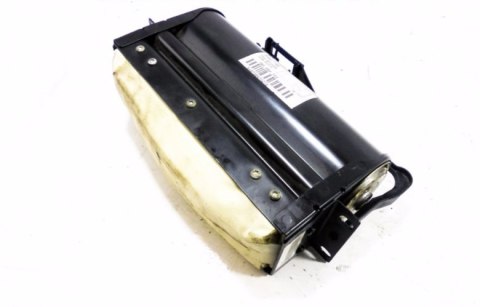 PODUSZKA PASAŻERA VW PASSAT B5 1.6 PODUSZKA PASAŻERA VW PASSAT B5 1.6