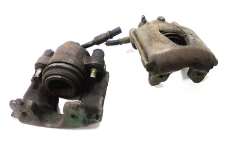 ZACISK HAMULCOWY PRAWY PRZÓD OPEL CORSA B 1.2 ZACISK HAMULCOWY PRAWY PRZÓD OPEL CORSA B 1.2