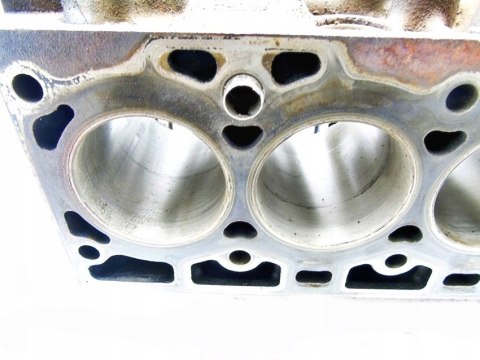 BLOK SILNIKA A9A 1N2G6015AD 1.3 8V FIESTA V VI KA BLOK SILNIKA A9A 1N2G6015AD 1.3 8V FIESTA V VI KA