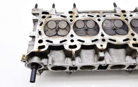 GŁOWICA 2.0 16V MAZDA 5 6 MONDEO MK3 C30 V50 S40 GŁOWICA 2.0 16V MAZDA 5 6 MONDEO MK3 C30 V50 S40
