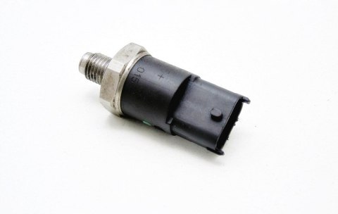 CZUJNIK PALIWA 1.9 JTD PUNTO STILO DOBLO PALIO 147 CZUJNIK PALIWA 1.9 JTD PUNTO STILO DOBLO PALIO 147
