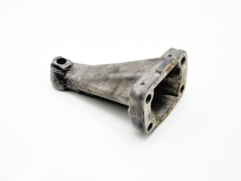 ŁAPA SILNIKA 2.0 2.2 D 200D MERCEDES W115 OM615 ŁAPA SILNIKA 2.0 2.2 D 200D MERCEDES W115 OM615