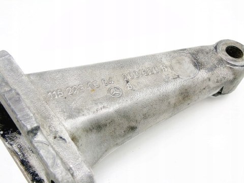 ŁAPA SILNIKA 2.0 2.2 D 200D MERCEDES W115 OM615 ŁAPA SILNIKA 2.0 2.2 D 200D MERCEDES W115 OM615