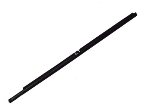 USZCZELKA PARAPET LISTWA DRZWI TYŁ FORD FOCUS MK1 USZCZELKA PARAPET LISTWA DRZWI TYŁ FORD FOCUS MK1