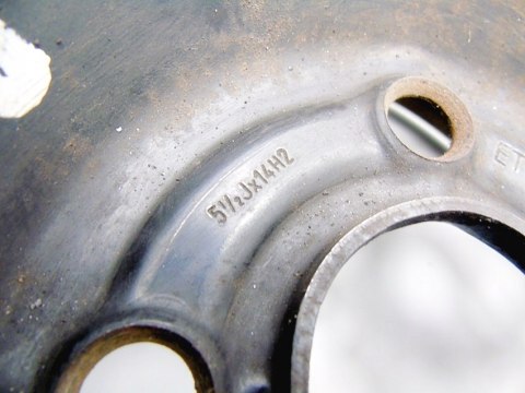 FELGA STALOWA 14 " ET49 CORSA C ASTRA VECTRA FELGA STALOWA 14 " ET49 CORSA C ASTRA VECTRA