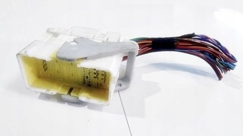 WTYCZKA KOSTKA WTYK NISSAN NOTE XTRAIL MICRA JUKE WTYCZKA KOSTKA WTYK NISSAN NOTE XTRAIL MICRA JUKE