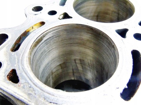 BLOK SILNIKA 1.0 16V VVTI TOYOTA YARIS 1SZ BLOK SILNIKA 1.0 16V VVTI TOYOTA YARIS 1SZ