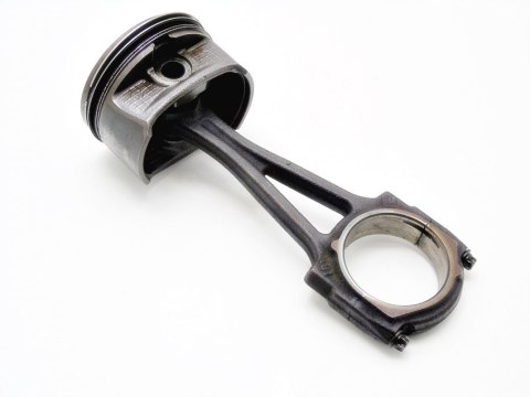 TŁOK KORBOWÓD 1.0 12V CORSA C D AGILA WAGON R TŁOK KORBOWÓD 1.0 12V CORSA C D AGILA WAGON R
