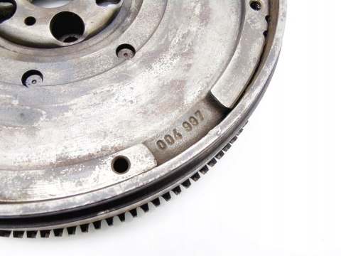 KOŁO DWUMASOWE 06B105266E 2.0 16V FSI AUDI A4 B6 KOŁO DWUMASOWE 06B105266E 2.0 16V FSI AUDI A4 B6