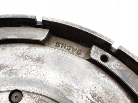 KOŁO DWUMASOWE 06B105266E 2.0 16V FSI AUDI A4 B6 KOŁO DWUMASOWE 06B105266E 2.0 16V FSI AUDI A4 B6