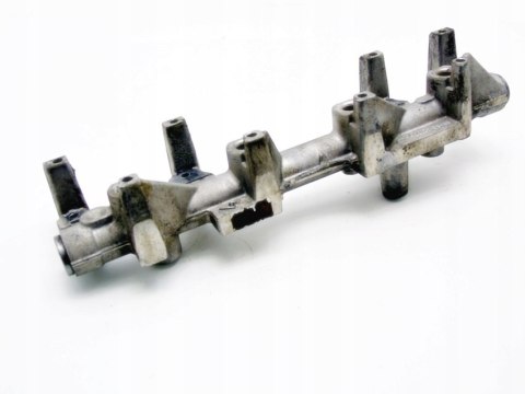 LISTWA WTRYSKOWA PALIWA 2.0 16V FSI AUDI A4 B6 LISTWA WTRYSKOWA PALIWA 2.0 16V FSI AUDI A4 B6