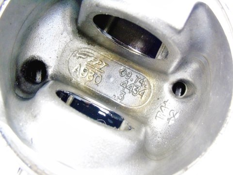 TŁOK A930 09.74.4434 2.3 JTD HPI FIAT DUCATO 06- TŁOK A930 09.74.4434 2.3 JTD HPI FIAT DUCATO 06-