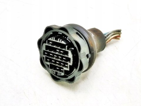 WTYCZKA KOSTKA 0.9 900 SEICENTO CINQUECENT WTYCZKA KOSTKA 0.9 900 SEICENTO CINQUECENT