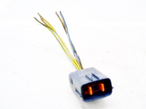 WTYCZKA KOSTKA WTYK 1.5 16V MAZDA 323 F S P C WTYCZKA KOSTKA WTYK 1.5 16V MAZDA 323 F S P C