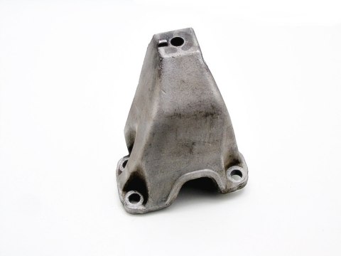 ŁAPA SKRZYNI 1.9 TDI PASSAT B5 AUDI A4 8D0399113AB ŁAPA SKRZYNI 1.9 TDI PASSAT B5 AUDI A4 8D0399113AB