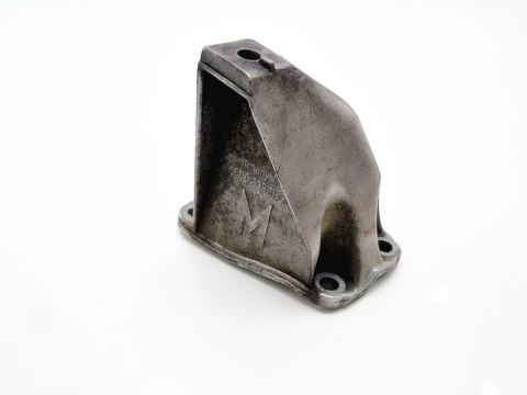 ŁAPA SKRZYNI 1.9 TDI PASSAT B5 AUDI A4 8D0399113AB ŁAPA SKRZYNI 1.9 TDI PASSAT B5 AUDI A4 8D0399113AB