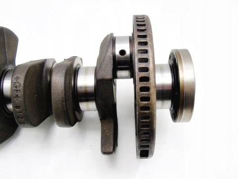 WAŁ KORBOWY 90529323 1.0 12V CORSA B C AGILA A WAŁ KORBOWY 90529323 1.0 12V CORSA B C AGILA A