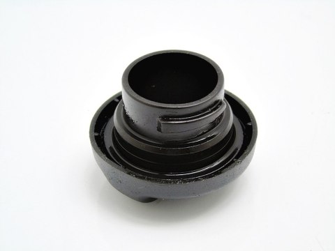 KOREK WLEWU OLEJU 1.8 16V 407 406 C5 XSARA PICASSO KOREK WLEWU OLEJU 1.8 16V 407 406 C5 XSARA PICASSO