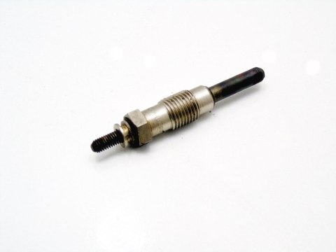 ŚWIECA ŻAROWA 2.4 D TD LUBLIN ANDORIA GAZELLE ŚWIECA ŻAROWA 2.4 D TD LUBLIN ANDORIA GAZELLE