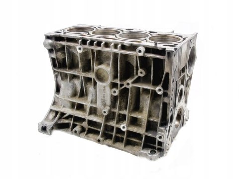 BLOK AHL 06B103019A 1.6 8V 16V PASSAT B5 AUDI A4 BLOK AHL 06B103019A 1.6 8V 16V PASSAT B5 AUDI A4