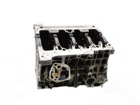 BLOK AHL 06B103019A 1.6 8V 16V PASSAT B5 AUDI A4 BLOK AHL 06B103019A 1.6 8V 16V PASSAT B5 AUDI A4