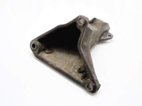 ŁAPA MOCOWANIE SILNIKA 1.6 8V PASSAT B5 AUDI A4 B5 ŁAPA MOCOWANIE SILNIKA 1.6 8V PASSAT B5 AUDI A4 B5