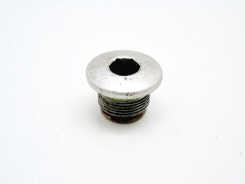 KOREK ZAŚLEPKA 1.2 16V STILO BRAVO IDEA PUNTO PALI KOREK ZAŚLEPKA 1.2 16V STILO BRAVO IDEA PUNTO PALI