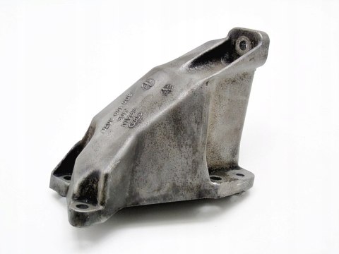 ŁAPA WSPORNIK SILNIKA 1.8 20V PASSAT AUDI A4 A6 ŁAPA WSPORNIK SILNIKA 1.8 20V PASSAT AUDI A4 A6