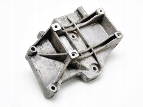 ŁAPA WSPORNIK SILNIKA 1.8 20V PASSAT AUDI A4 A6 ŁAPA WSPORNIK SILNIKA 1.8 20V PASSAT AUDI A4 A6