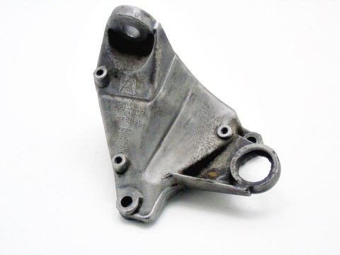 ŁAPA WSPORNIK SKRZYNI 1.8 20V PASSAT AUDI A4 A6 ŁAPA WSPORNIK SKRZYNI 1.8 20V PASSAT AUDI A4 A6