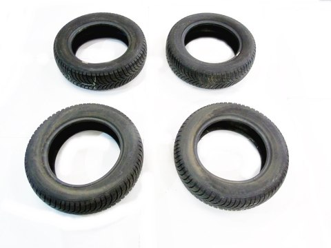 OPONY KOMPLET GOODYEAR ULTRAGRIP 175/65R14 ZIMA OPONY KOMPLET GOODYEAR ULTRAGRIP 175/65R14 ZIMA