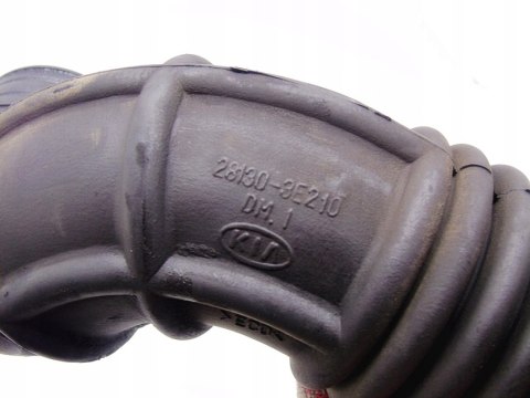 PRZEWÓD POWIETRZA 2.5 CRDI SORENTO I 28130-3E210 PRZEWÓD POWIETRZA 2.5 CRDI SORENTO I 28130-3E210
