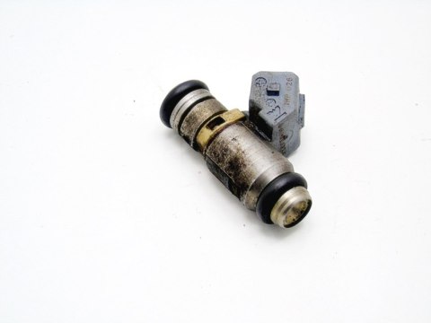 WTRYSKIWACZ 1.4 1.6 16V MEGANE SCENIC THALIA CLIO WTRYSKIWACZ 1.4 1.6 16V MEGANE SCENIC THALIA CLIO