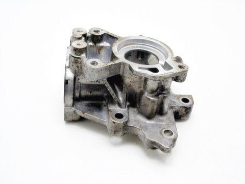 OBUDOWA VACUM POMPY 2.5 16V MAZDA 6 CX-5 CX5 OBUDOWA VACUM POMPY 2.5 16V MAZDA 6 CX-5 CX5