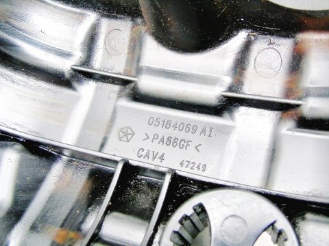 POKRYWA ZAWORÓW 3.6 VOYAGER CHEROKEE 300C CHARGER POKRYWA ZAWORÓW 3.6 VOYAGER CHEROKEE 300C CHARGER