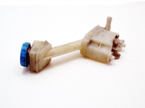 ZBIORNIK PŁYNU HAMULCOWEGO NISSAN PRIMERA P12 ZBIORNIK PŁYNU HAMULCOWEGO NISSAN PRIMERA P12