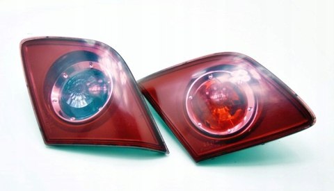 LAMPY LAMPA TYŁ KOMPLET Z KLAPY MAZDA 3 HB 2004 LAMPY LAMPA TYŁ KOMPLET Z KLAPY MAZDA 3 HB 2004