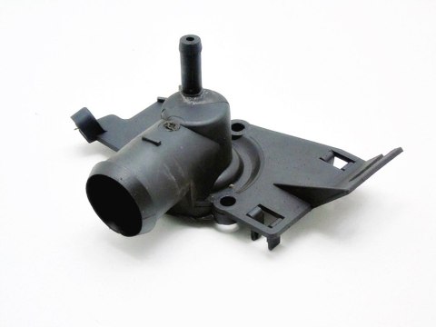 OBUDOWA TERMOSTATU 1.3 8V MPI SKODA FELICIA I II OBUDOWA TERMOSTATU 1.3 8V MPI SKODA FELICIA I II