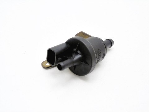 ELEKTROZAWÓR PALIWA BAKU 1.6 16V TS ALFA 147 156 ELEKTROZAWÓR PALIWA BAKU 1.6 16V TS ALFA 147 156