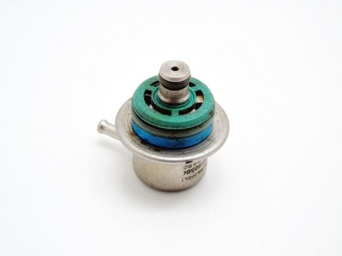 REGULATOR LISTWY PALIWA 1.6 16V SIENA PALIO MAREA REGULATOR LISTWY PALIWA 1.6 16V SIENA PALIO MAREA
