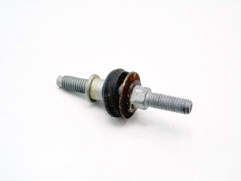 ŚRUBA POKRYWY ZAWORÓW 2.4 COMPASS FREEMONT CALIBER JURNEY ŚRUBA POKRYWY ZAWORÓW 2.4 COMPASS FREEMONT CALIBER JURNEY