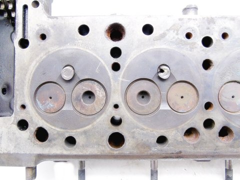 GŁOWICA 2.0 2.2 D 200D MERCEDES W115 6150161501 GŁOWICA 2.0 2.2 D 200D MERCEDES W115 6150161501