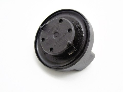 KOREK OLEJU 1.8 T 20V TURBO PASSAT AUDI A4 A6 KOREK OLEJU 1.8 T 20V TURBO PASSAT AUDI A4 A6
