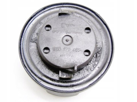 KOREK OLEJU 1.8 T 20V TURBO PASSAT AUDI A4 A6 KOREK OLEJU 1.8 T 20V TURBO PASSAT AUDI A4 A6