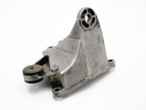 ŁAPA SILNIKA 1.8 T 20V TURBO PASSAT AUDI A4 A6 ŁAPA SILNIKA 1.8 T 20V TURBO PASSAT AUDI A4 A6